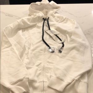 Hoodiebuddie with HB3 Technology- white